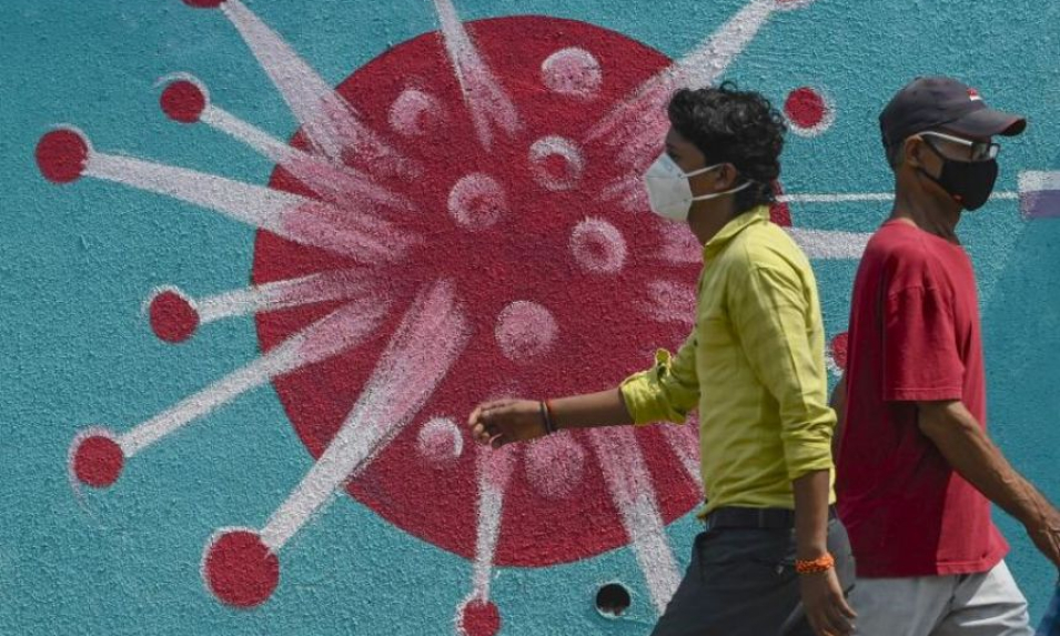 Bốn l&yacute; do khiến biến thể Ấn Độ dễ l&acirc;y lan như ch&aacute;y rừng