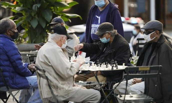 Ch&iacute;nh s&aacute;ch ba con kh&ocirc;ng chặn được đ&agrave; d&acirc;n số rơi tự do ở Trung Quốc