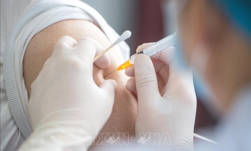 WTO x&uacute;c tiến đ&agrave;m ph&aacute;n tăng nguồn cung vaccine cho c&aacute;c nước đang ph&aacute;t triển