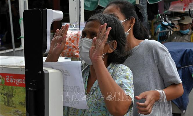 Đại diện WHO k&ecirc;u gọi người d&acirc;n Campuchia phối hợp ph&ograve;ng chống dịch