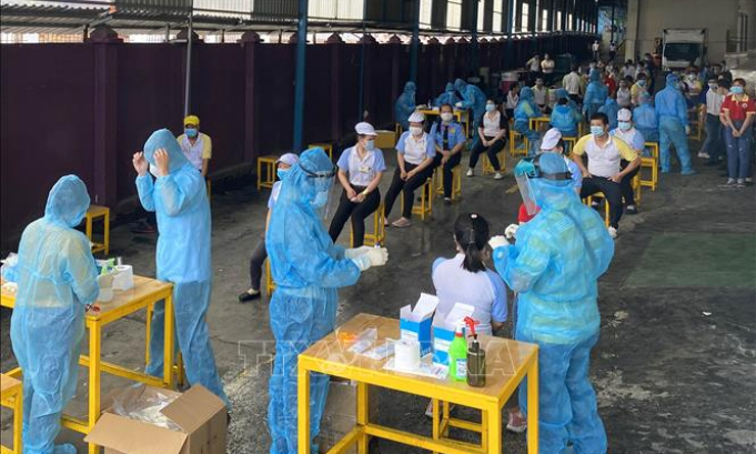 Doanh nghiệp chủ động ph&ograve;ng, chống dịch để giữ vững nhịp sản xuất