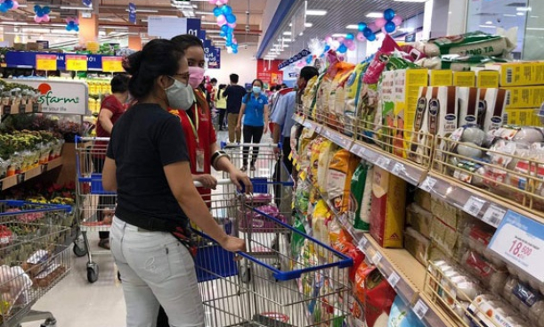 Doanh nghiệp TP Hồ Ch&iacute; Minh than kh&oacute; vận chuyển h&agrave;ng ho&aacute; đi c&aacute;c tỉnh v&igrave; quy định ph&ograve;ng dịch COVID-19