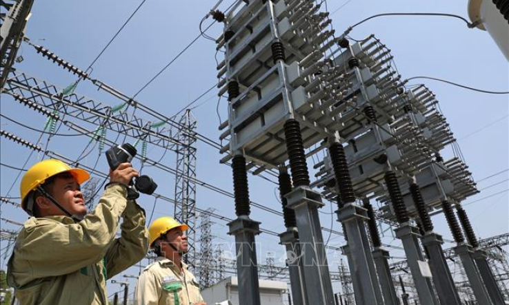 Nắng n&oacute;ng cực đoan, ti&ecirc;u thụ điện lần đầu vượt 42.000 MW