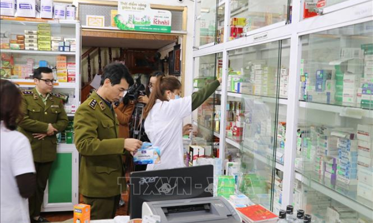 Mắc lừa bởi những bộ kit test nhanh COVID-19 kh&ocirc;ng r&otilde; nguồn gốc mua tr&ecirc;n mạng