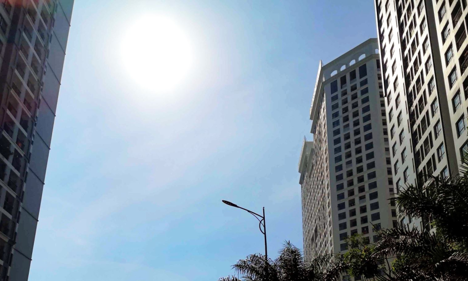 Nhiều tỉnh, th&agrave;nh phố c&oacute; chỉ số tia cực t&iacute;m ở mức g&acirc;y hại rất cao