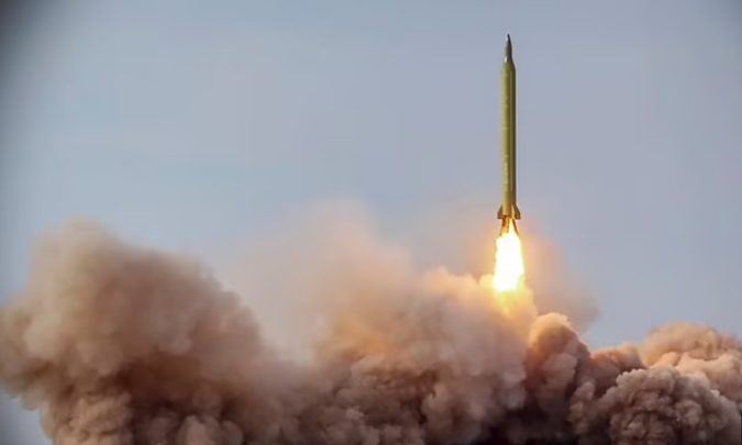 Đối thủ ph&aacute;t triển vũ kh&iacute; ồ ạt, Mỹ lo xảy ra chiến tranh hạt nh&acirc;n