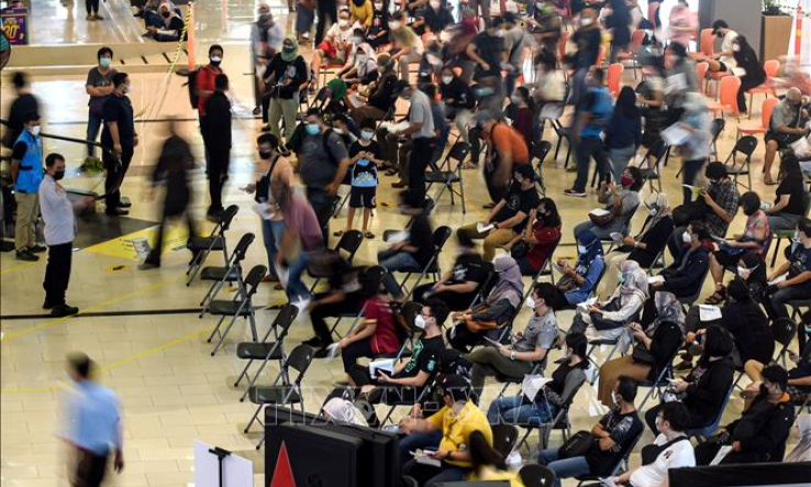 Indonesia th&ecirc;m 47.899 ca mắc COVID-19, n&acirc;ng tổng số l&ecirc;n hơn 2,6 triệu ca