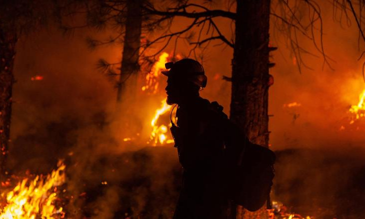 Nắng n&oacute;ng ở ch&acirc;u Mỹ, ngập lụt ở ch&acirc;u &Acirc;u: Tới lượt nước gi&agrave;u &lsquo;ngấm đ&ograve;n&rsquo; biến đổi kh&iacute; hậu