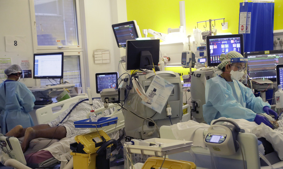 Dỡ bỏ sớm biện ph&aacute;p chống COVID-19 c&oacute; thể tạo ra biến thể mới kh&aacute;ng vaccine