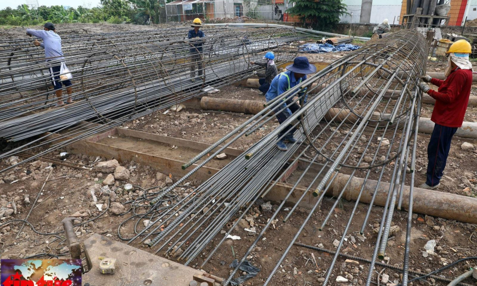 Cầu Mỹ Thuận 2 nguy cơ chậm tiến độ v&igrave; gi&aacute; th&eacute;p tăng cao