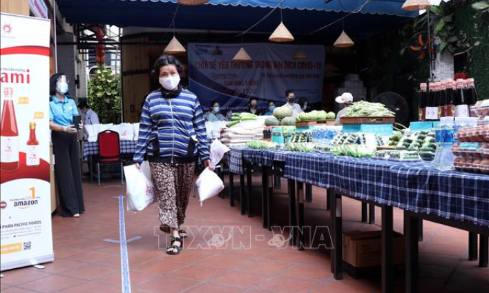 TP Hồ Ch&iacute; Minh linh hoạt điều tiết hoạt động tại c&aacute;c chợ truyền thống