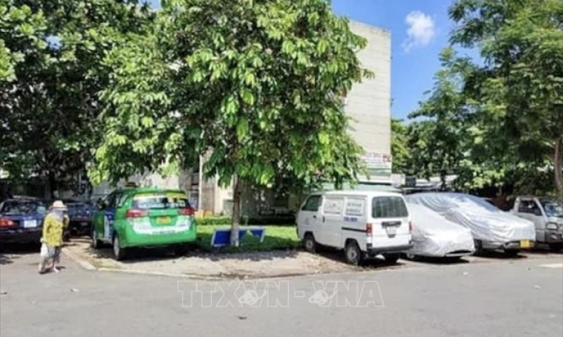 Cấp thẻ nhận diện cho phương tiện vận chuyển người về từ v&ugrave;ng dịch