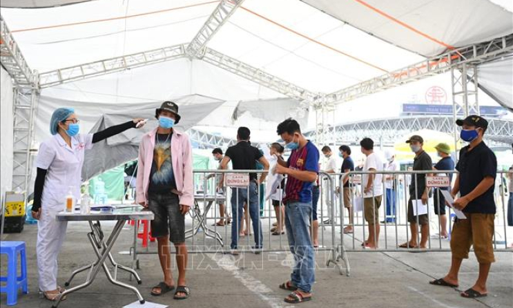 S&aacute;ng 21/7, Việt Nam c&oacute; th&ecirc;m 2.787 ca mắc mới COVID-19