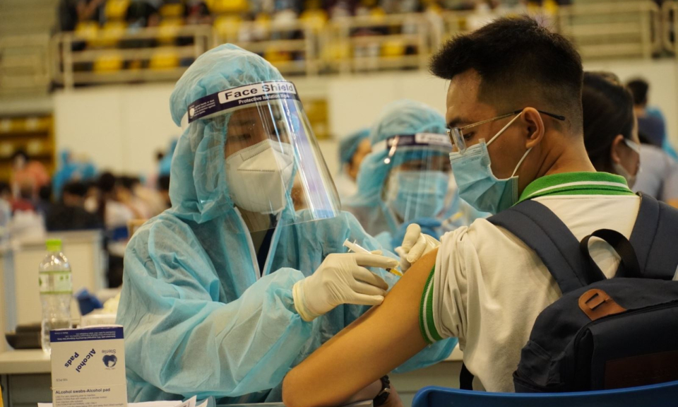 Khắc phục những vướng mắc khi thực hiện gi&atilde;n c&aacute;ch x&atilde; hội