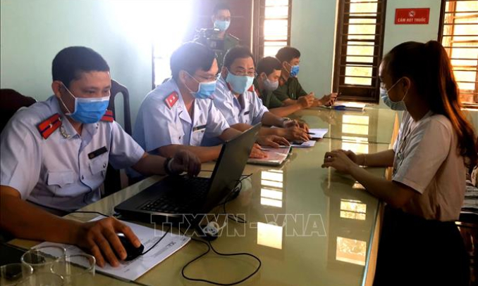 Tăng cường xử l&yacute; tin giả, tin sai sự thật tr&ecirc;n mạng x&atilde; hội về COVID-19