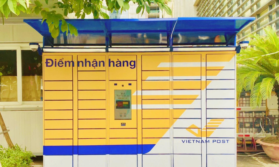 Bưu điện Việt Nam thử nghiệm dịch vụ nhận h&agrave;ng kh&ocirc;ng tiếp x&uacute;c 24/7 với tủ ph&aacute;t h&agrave;ng tự động