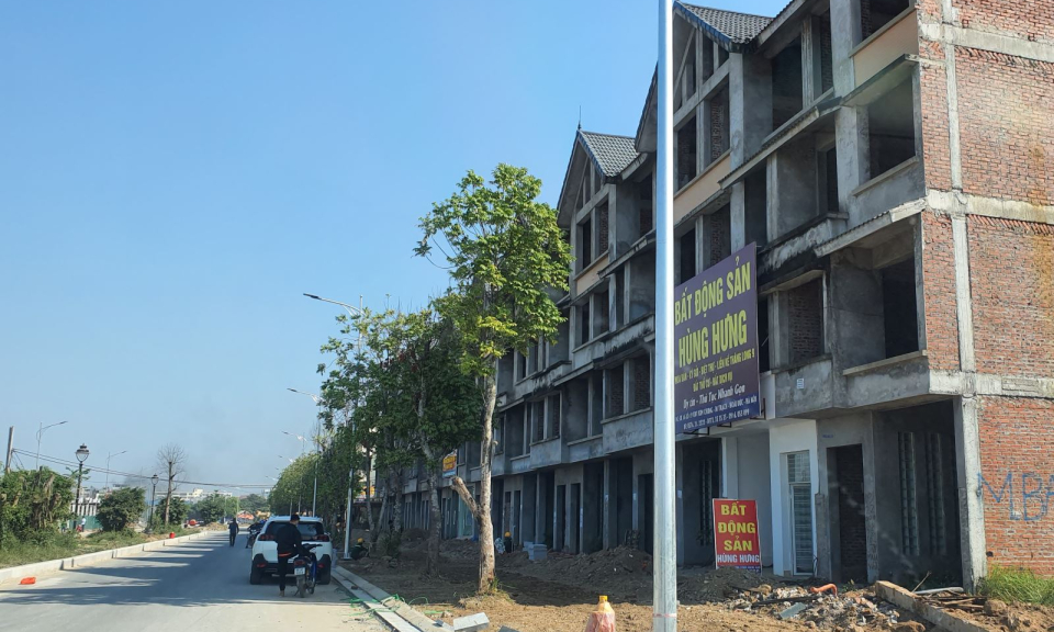 S&agrave;n giao dịch và m&ocirc;i giới bất động sản vượt b&atilde;o dịch COVID-19