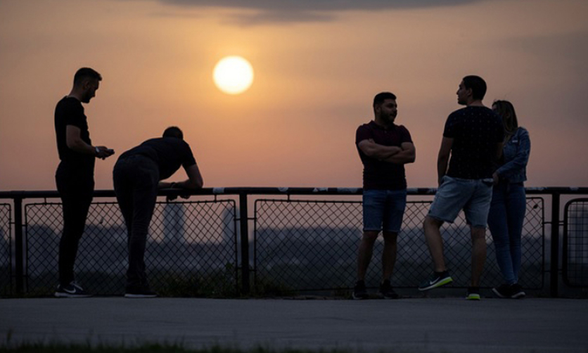 Serbia hưởng lợi từ chương tr&igrave;nh ‘du lịch c&aacute;ch ly COVID-19’