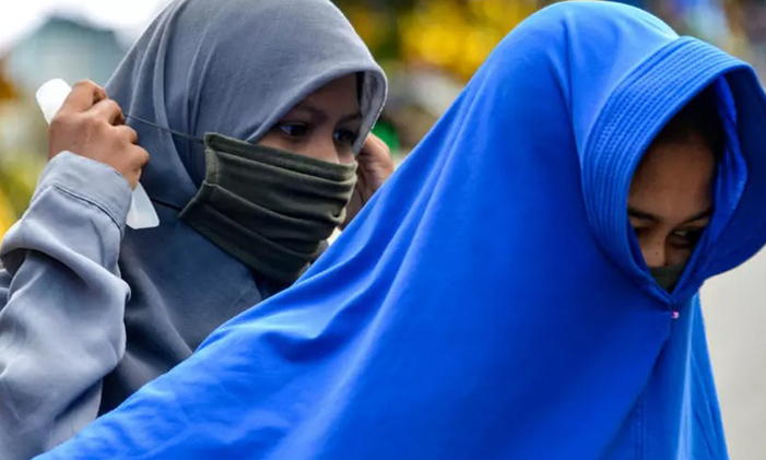 Indonesia triển khai hiệu quả chương tr&igrave;nh tư vấn cho người mắc COVID-19 c&aacute;ch ly tại nh&agrave;