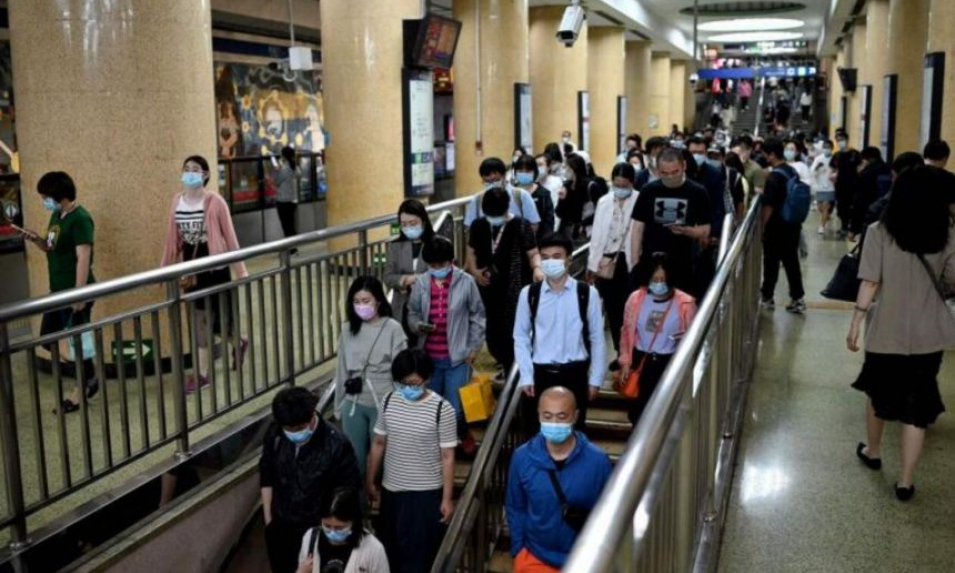 Trung Quốc cảnh b&aacute;o nguy cơ kh&ocirc;ng kh&iacute; lu&acirc;n chuyển giữa c&aacute;c to&agrave; nh&agrave; mang virus SARS-CoV-2