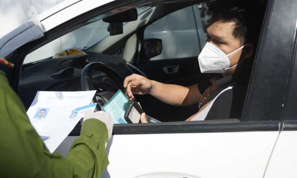 Thống nhất ‘Giấy x&aacute;c nhận’ cho phương tiện đến c&aacute;c cảng h&agrave;ng kh&ocirc;ng