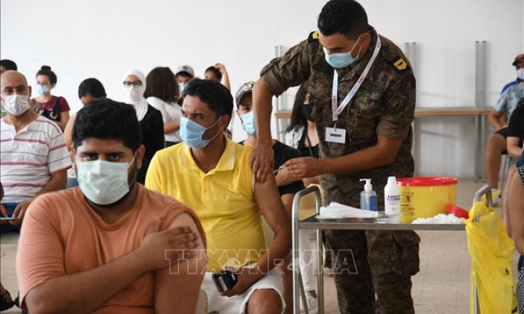 WHO cảnh b&aacute;o c&aacute;c quốc gia ch&acirc;u Phi c&oacute; thể bỏ lỡ mục ti&ecirc;u ti&ecirc;m chủng