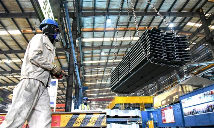 Dịch COVID-19 diễn biến phức tạp cản trở hoạt động sản xuất ở ch&acirc;u &Aacute;