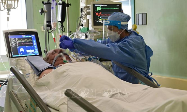 Bước tiến to&agrave;n cầu trong cuộc chiến chống COVID-19