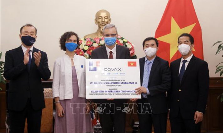 Việt Nam tiếp nhận gần 1,5 triệu liều vaccince của Ph&aacute;p, Italy qua cơ chế COVAX