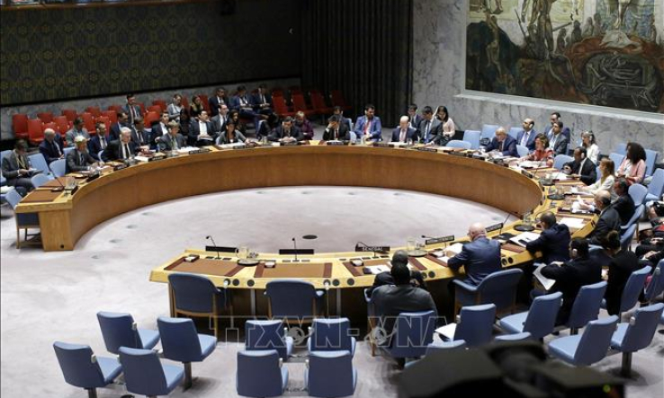 Họp khẩn cấp về việc Triều Ti&ecirc;n thử t&ecirc;n lửa đạn đạo ph&oacute;ng từ t&agrave;u ngầm