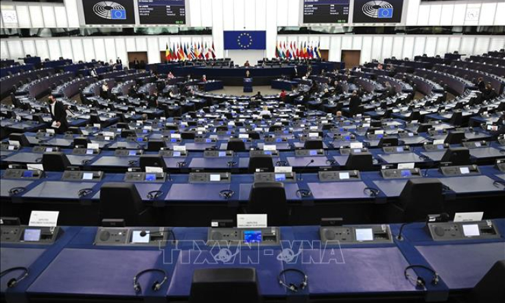 Hội nghị thượng đỉnh EU ‘n&oacute;ng’ với vấn đề năng lượng