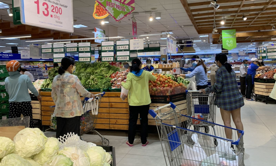 Th&oacute;i quen ti&ecirc;u d&ugrave;ng của người d&acirc;n thay đổi sau gi&atilde;n c&aacute;ch x&atilde; hội