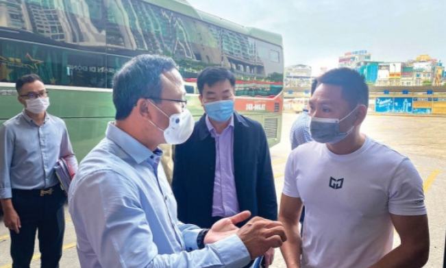 Th&aacute;o gỡ vướng mắc vận tải kh&aacute;ch tại c&aacute;c địa phương sau kiểm tra ‘n&oacute;ng’