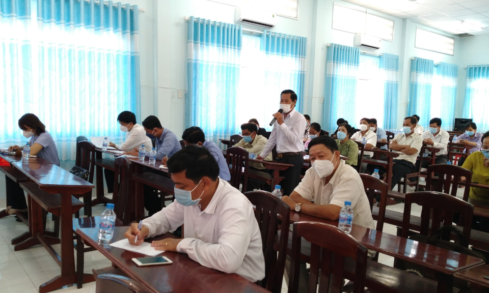 Đại biểu HĐND cấp tỉnh, huyện tiếp x&uacute;c cử tri tại Thị trấn B&igrave;nh Phong Thạnh – Mộc H&oacute;a