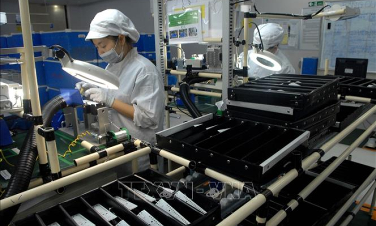 Nới lỏng gi&atilde;n c&aacute;ch gi&uacute;p chỉ số sản xuất c&ocirc;ng nghiệp dần ‘hồi sinh’