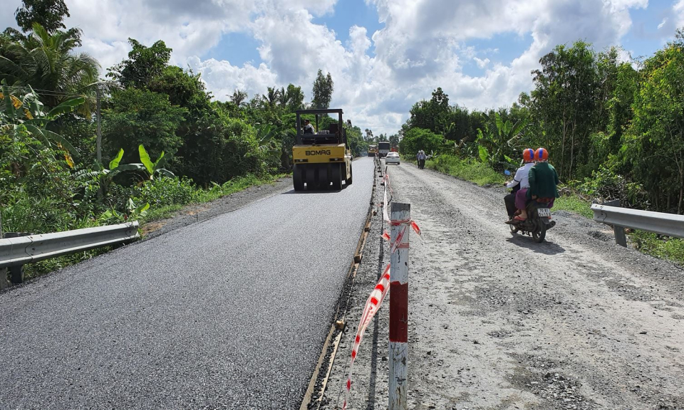 Vốn ng&acirc;n s&aacute;ch tạo &lsquo;vốn mồi&rsquo; để x&acirc;y dựng đường cao tốc