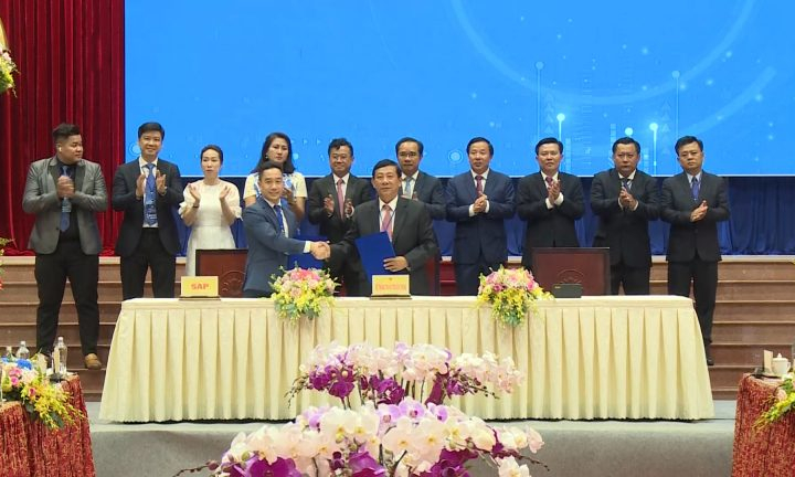 Ảnh với chú thích