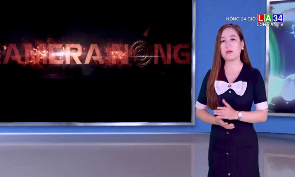 Nữ t&agrave;i xế &ocirc; t&ocirc; hất tung t&agrave;i xế xe m&aacute;y l&ecirc;n n&oacute;c capo