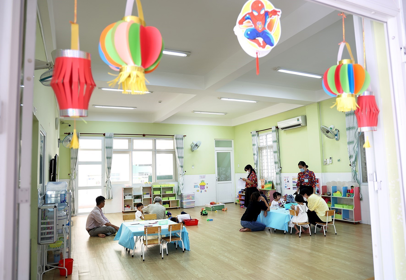 Ảnh với chú thích