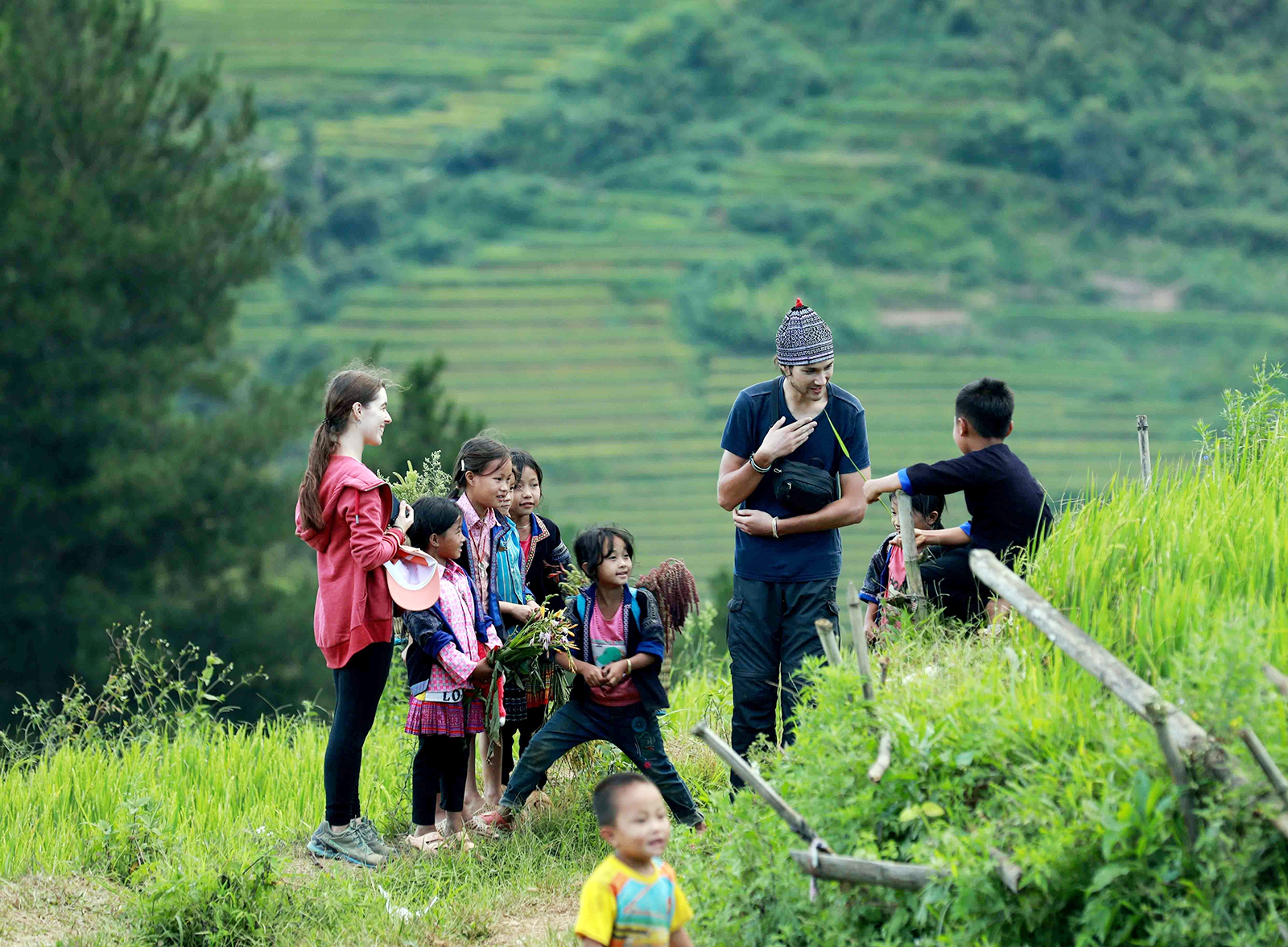 Ảnh với chú thích