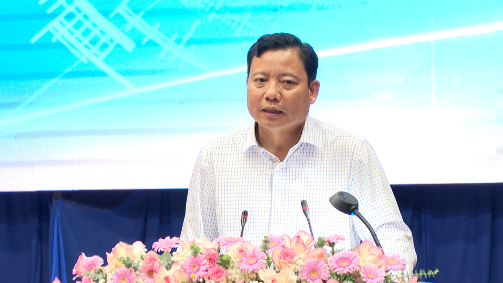 Phó Chủ tịch UBND tỉnh Long An - Phạm Tấn Hòa phát biểu tại hội thảo