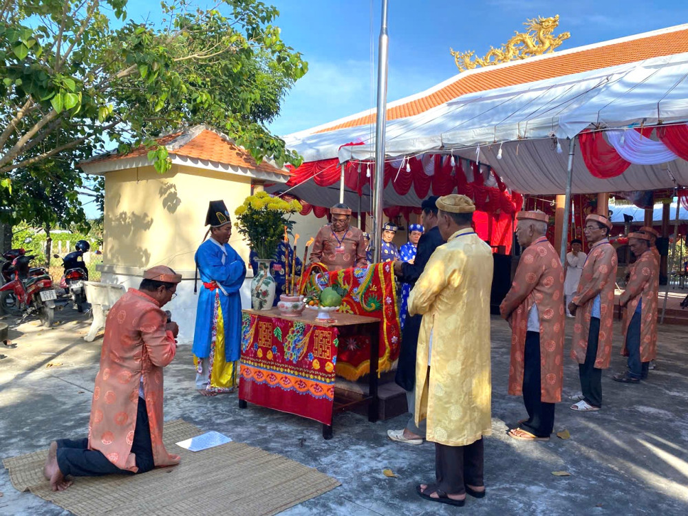 Các nghi thức của lễ Kỳ yên đình Tân Chánh (huyện Cần Đước) đều được thực hiện chỉn chu, bày bản, nghiêm trang qua nhiều thế hệ