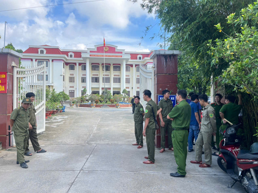 An ninh phiên tòa được thắt chặt