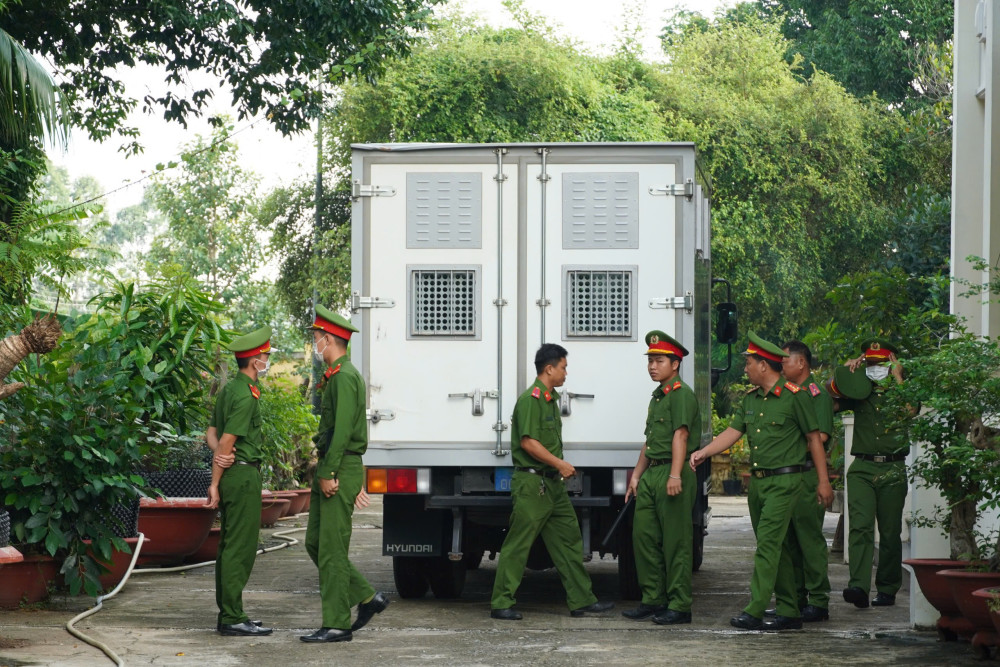 Một số người liên quan đến vụ án được triệu tập đến phiên tòa