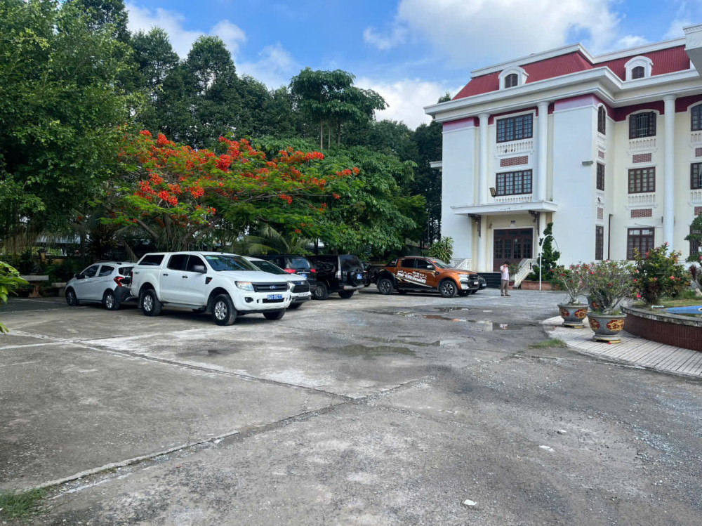 Khu vực phòng xử án được bảo vệ nghiêm ngặt