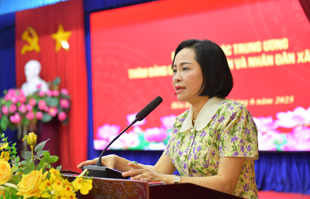 Phó Chủ tịch Quốc hội – Nguyễn Thị Thanh thăm, động viên chính quyền và nhân dân xã Bến Lức (tỉnh Tây Ninh mới)