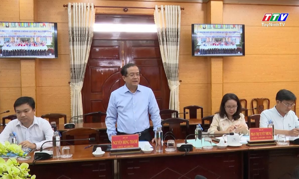 UBND tỉnh l&agrave;m việc với x&atilde; Thạnh H&oacute;a