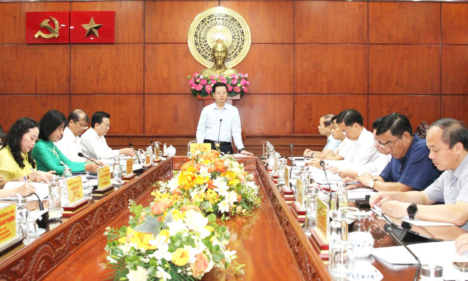 Thực hiện hiệu quả quy chế d&acirc;n chủ ở cơ sở, bảo đảm quyền l&agrave;m chủ của nh&acirc;n d&acirc;n 