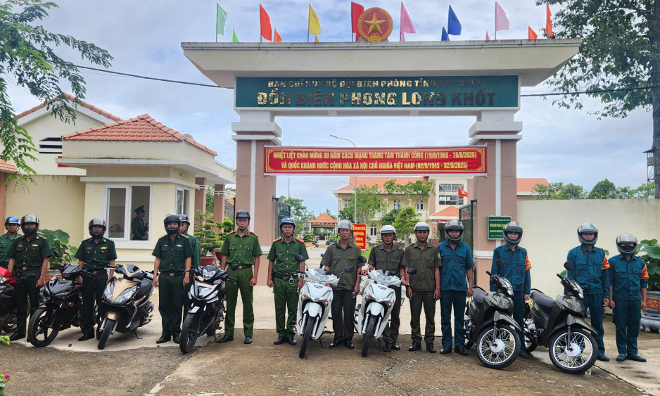 Đồn Bi&ecirc;n ph&ograve;ng Long Khốt: Phối hợp hiệp đồng, giữ vững an ninh bi&ecirc;n giới dịp Quốc kh&aacute;nh 02/9