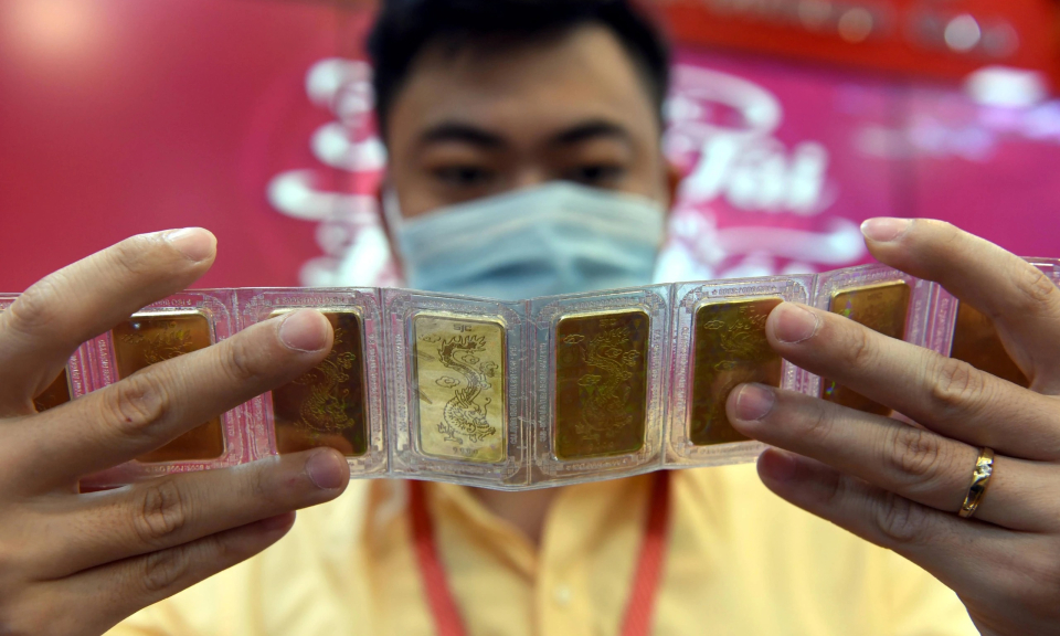 Gi&aacute; v&agrave;ng h&ocirc;m nay 04/9: Tăng v&ugrave;n vụt lập kỷ lục mới 134 triệu đồng